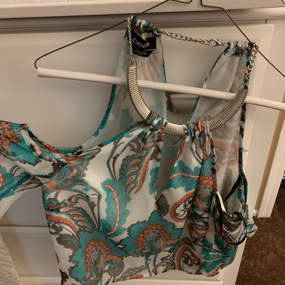 Bebe cold shoulder top - Picture 2 of 2